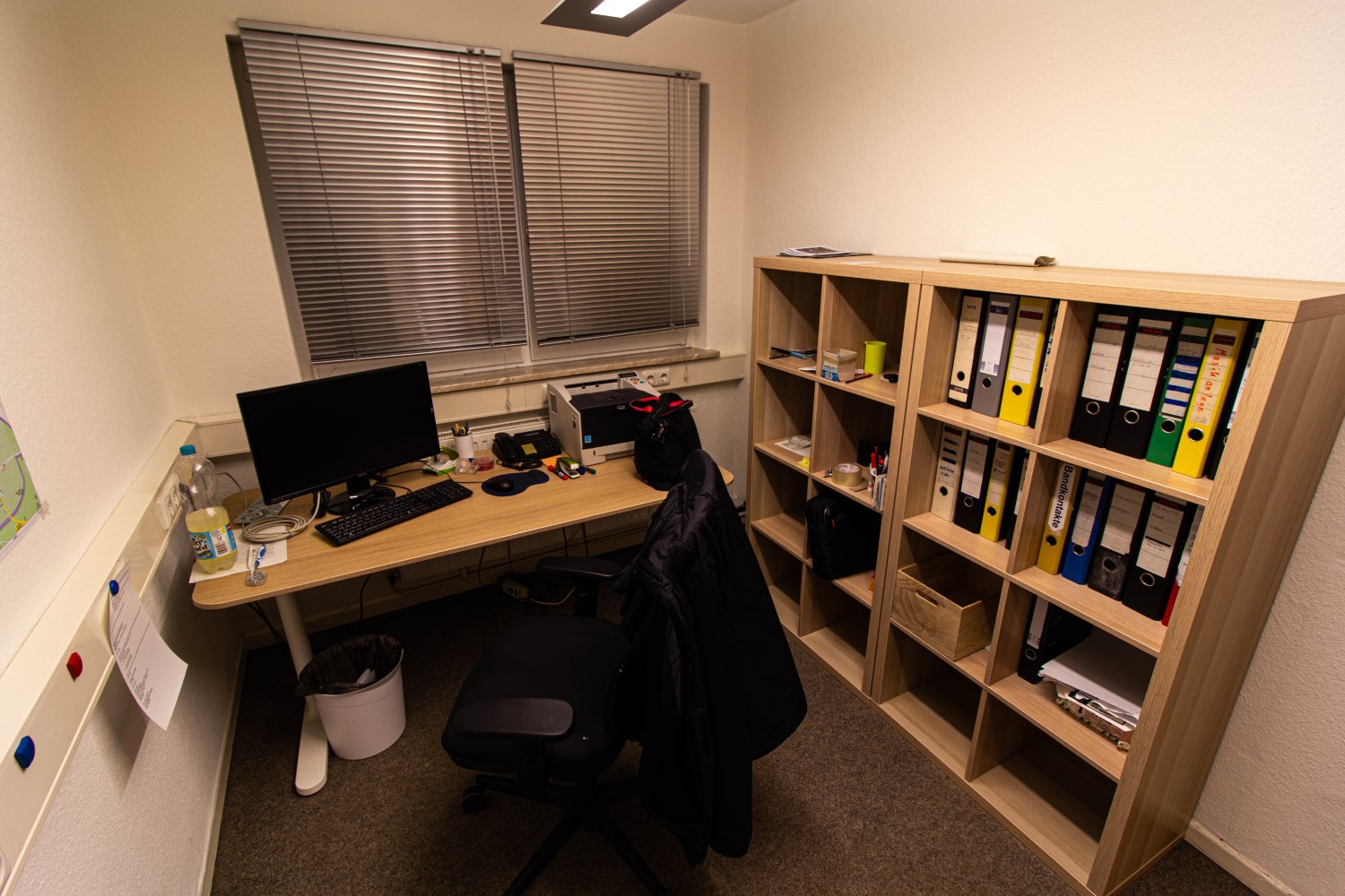 Büro 1